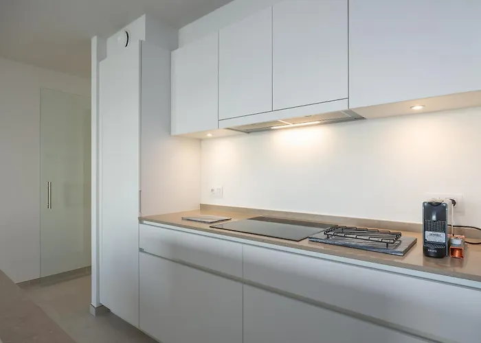 Lecomte - Sky Harbour Appartement