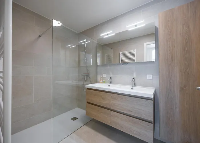 Lecomte - Sky Harbour Appartement *