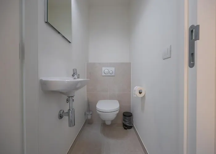 Lecomte - Sky Harbour *